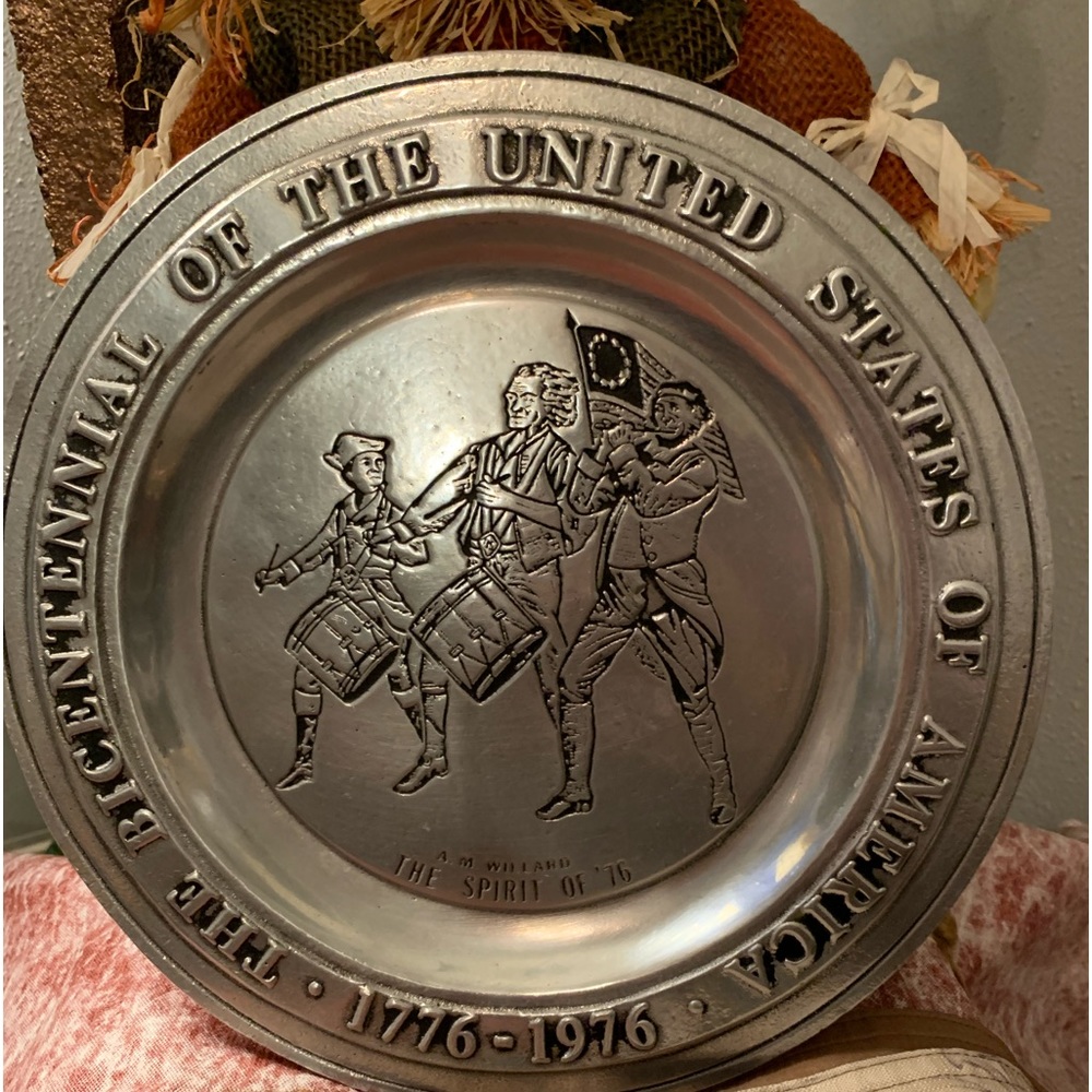 York Metalcrafters The Bicentennial of the United States of America Pewter Plate